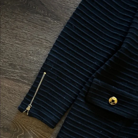 St. John Black Ribbed Blazer with Gold Details - Picture 5 of 6